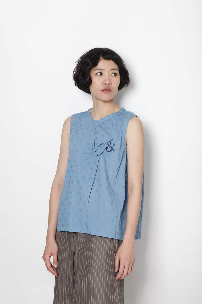 And - nap - irregular collarless sleeve top - เสื้อผู้หญิง - ผ้าฝ้าย/ผ้าลินิน สีน้ำเงิน