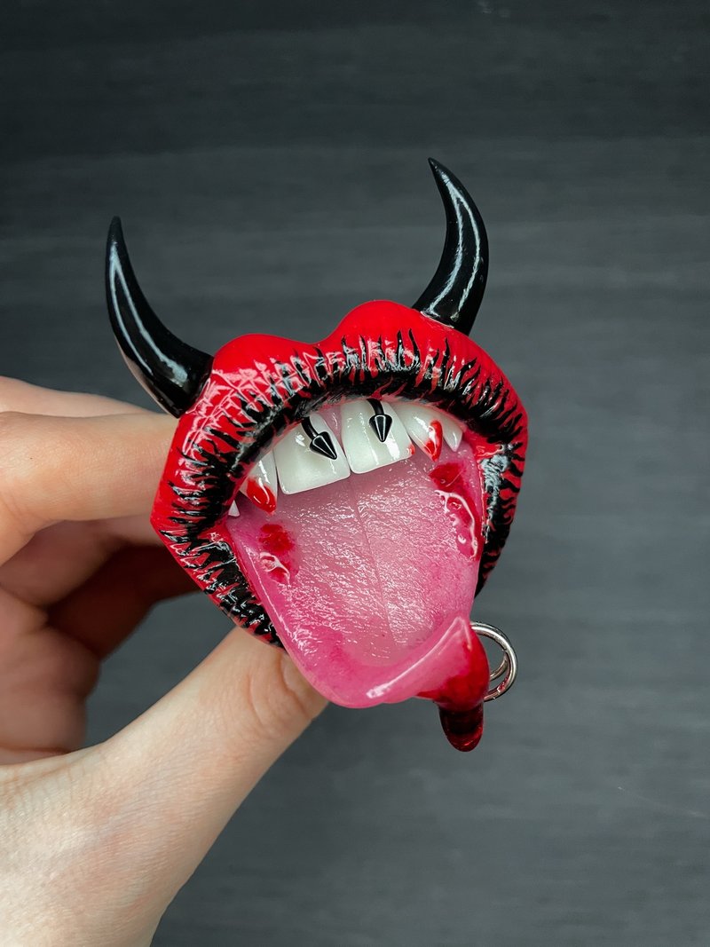 Phone grip. Red diabolical lips with horns. - Other - Clay 