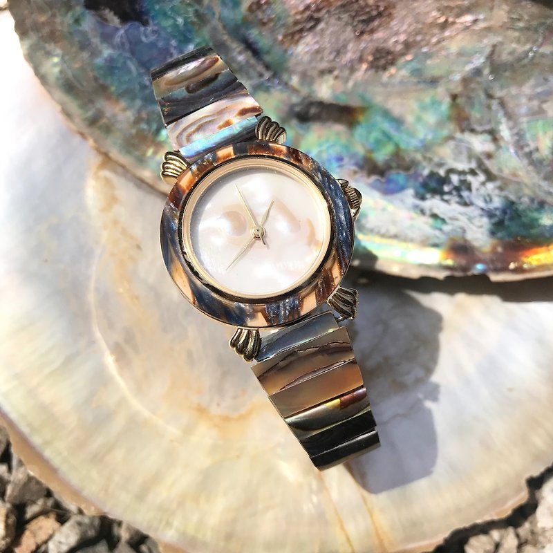 【Lost and find】elegant abalone mother of pearl watch - นาฬิกาผู้หญิง - เครื่องเพชรพลอย หลากหลายสี