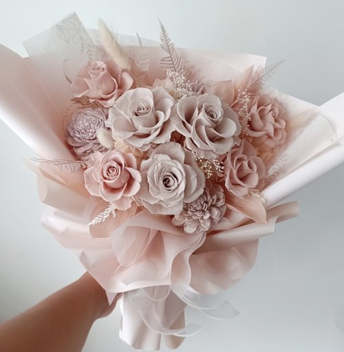 Kinki 手作Studio 母親節禮物 永生玫瑰康乃馨花束 情人節生日畢業工商企業贈品課程
