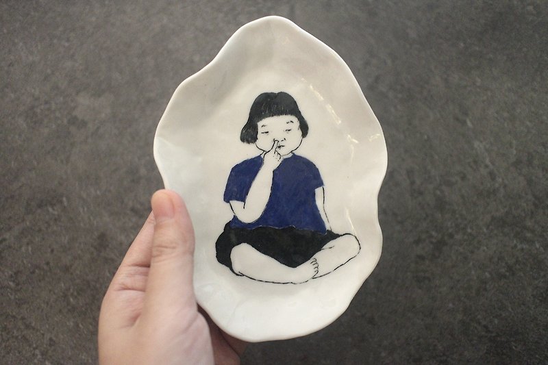 Hand-painted child storage tray with nose (Ceramic 01) - กล่องเก็บของ - เครื่องลายคราม 
