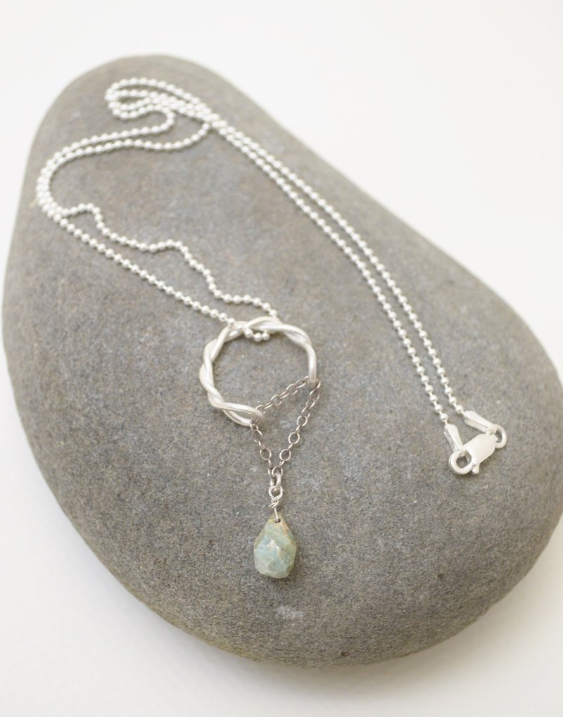 Twist rolls - ANYOLITE / RUBY IN ZOISITE‧ Silver Necklace - Necklaces - Sterling Silver Multicolor