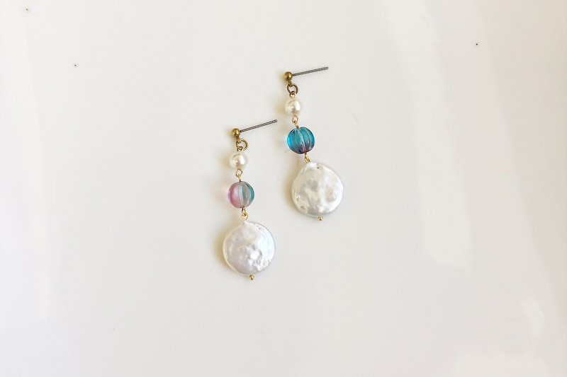 Pearl pearl earrings - Earrings & Clip-ons - Other Metals White