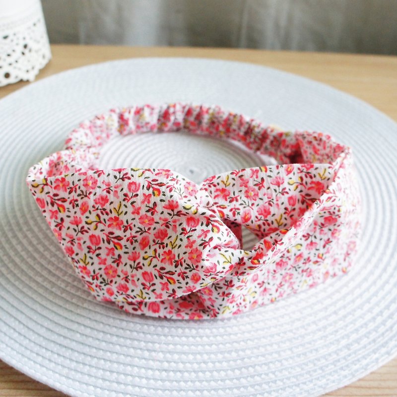 Lovely [garland breathable gauze butterfly elastic headband, hair ring] pink - Hair Accessories - Cotton & Hemp Pink