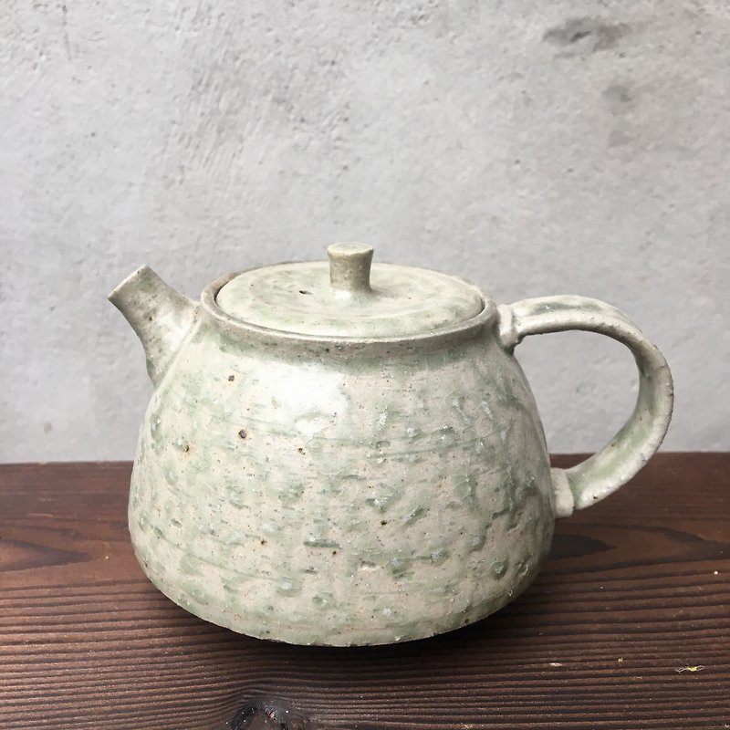 松灰山形後手茶壺 - 茶壺/茶杯/茶具 - 陶 灰色