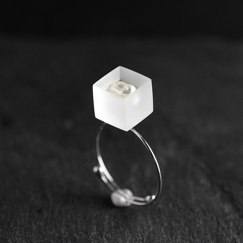 Pearl Ring, Simple, Free Size, Resin, Silver, Birthday Gift, Wedding, Invitation, , Made in Japan - General Rings - Resin White