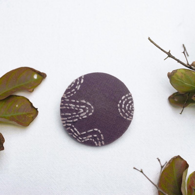 Heart Thread Brooch/Brooch - Brooches - Cotton & Hemp Purple