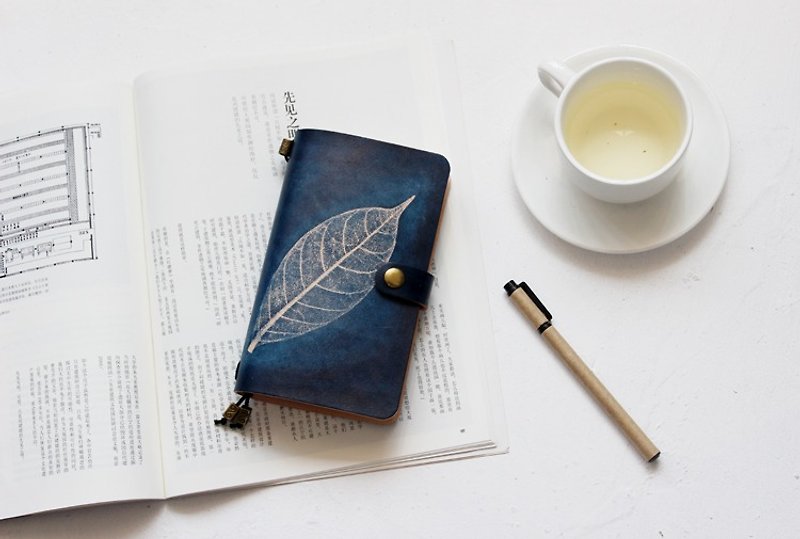 New Year gifts such as Wei Ye leaves rubbing series Shanhailand portable version 17 * 10cm notebook notebook TN Travel this free lettering - สมุดบันทึก/สมุดปฏิทิน - หนังแท้ สีน้ำเงิน
