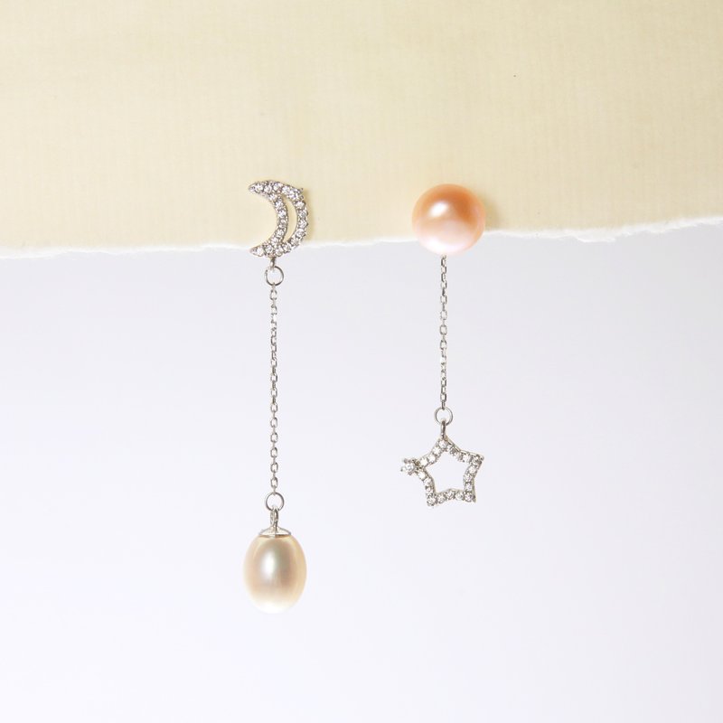 PJ. Moon and Moon Pearl Earrings - ต่างหู - ไข่มุก 