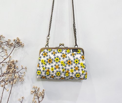 Yellow flowers clasp frame bag/with chain/ cosmetic bag - Shop Wahr  Messenger Bags & Sling Bags - Pinkoi