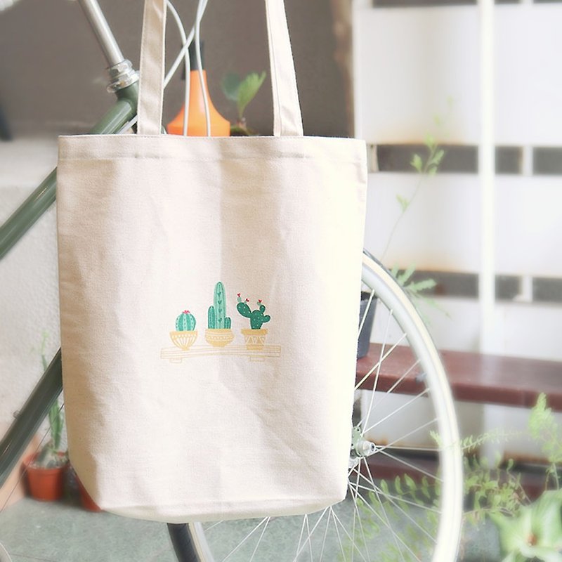 Three pots of cactus _ canvas bag / handmade screen printing - Handbags & Totes - Cotton & Hemp Green