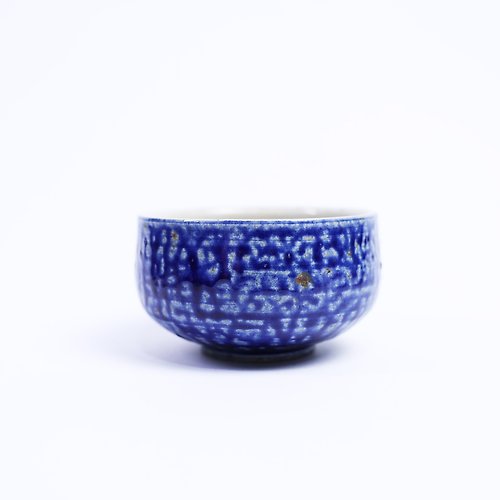 明芽窯(Bardur 陶藝) 明芽窯 l 柴燒灰藍小茶碗 藍 茶碗 陶器 蒐藏品 茶杯