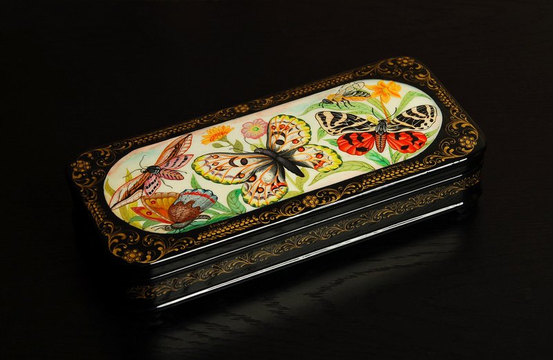 Butterflies lacquer box hand-painted jewelry box Kholui Art - ของวางตกแต่ง - วัสดุอื่นๆ หลากหลายสี