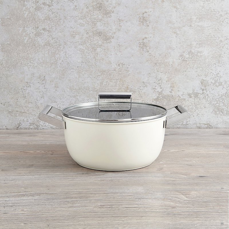 【SMEG】Italian color non-stick double ear soup pot 24cm (with lid) - cream color - Pots & Pans - Other Metals White