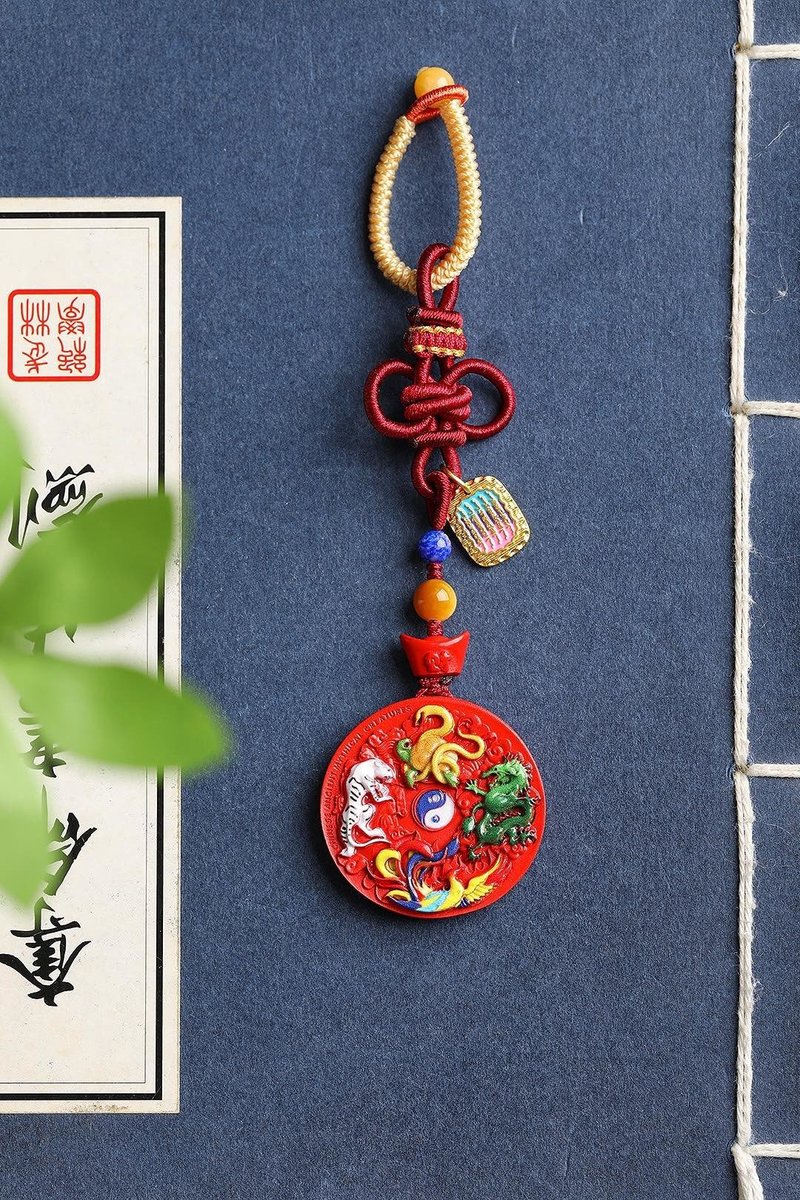 天然原礦硃砂精品紅砂彩繪四大神獸 青龍白虎朱雀玄武包掛 鑰匙掛 - 鑰匙圈/鑰匙包 - 寶石 