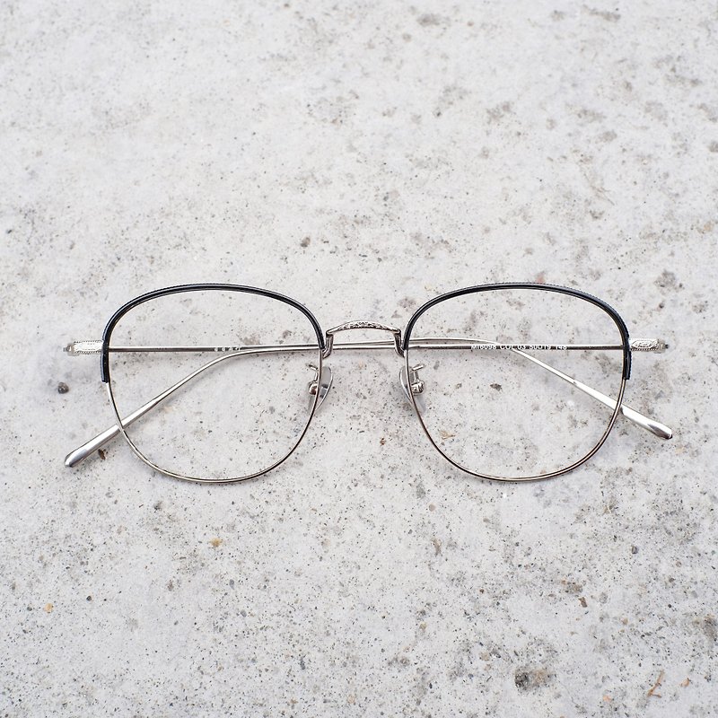 【目目商行】韓國 新款 復古特色復古方框 鈦金屬 超輕量鈦框 全鈦金屬 黑銀 - 眼鏡/眼鏡框 - 其他材質 