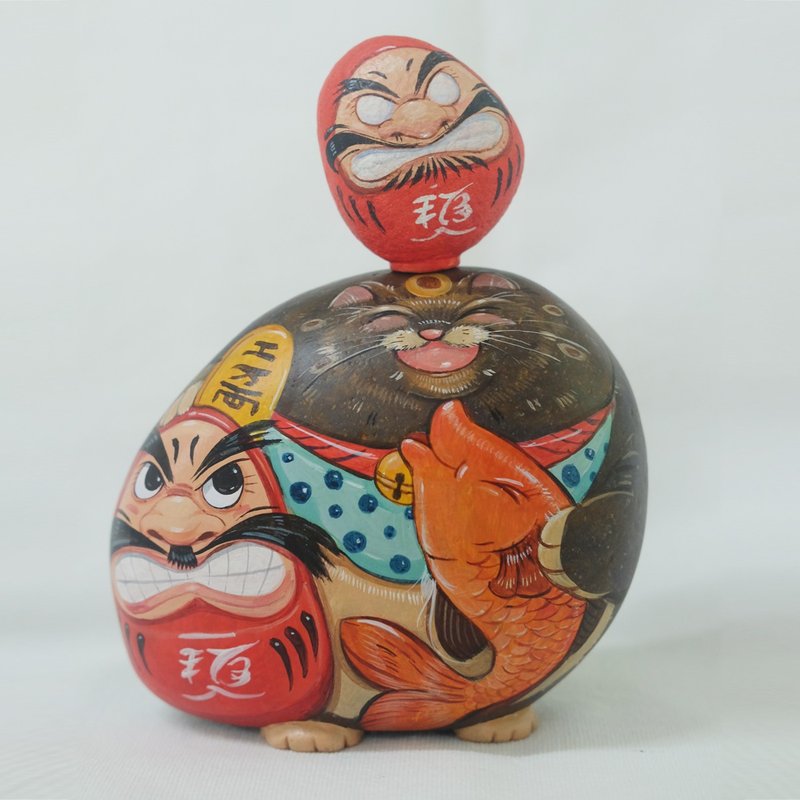 Manekineko & Daruma stone painting. - ตุ๊กตา - หิน สีแดง