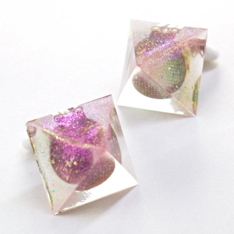 Pyramid earrings (Amber) - Earrings & Clip-ons - Resin Pink