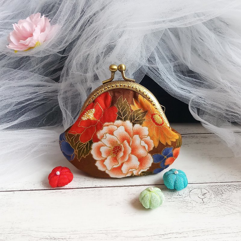 Japanese Kimono Fabric - Small clutch / Coin purse (JS-72) - Coin Purses - Cotton & Hemp Multicolor
