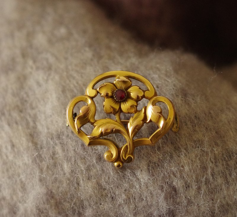 骨董法國百年品牌ORIA包金小花新藝術別針胸針墜子 B1935 - 胸針 - 其他金屬 金色