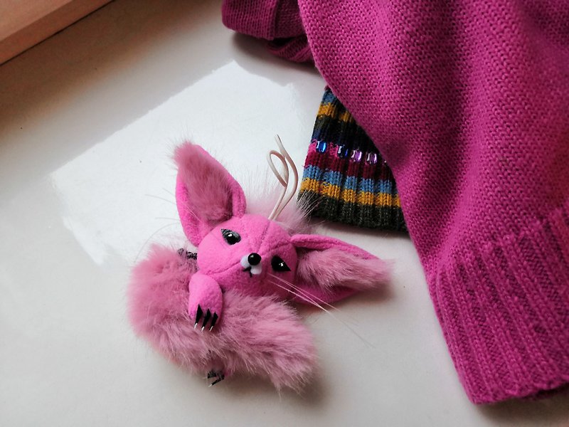 Miniature pink  Fennec Fox, fabric keychain ,kawaii fox, fox plush - 鑰匙圈/鑰匙包 - 其他材質 粉紅色