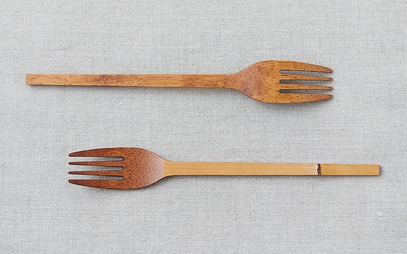 Bamboo fork wiping lacquer raw lacquer (brown) - Cutlery & Flatware - Wood Brown