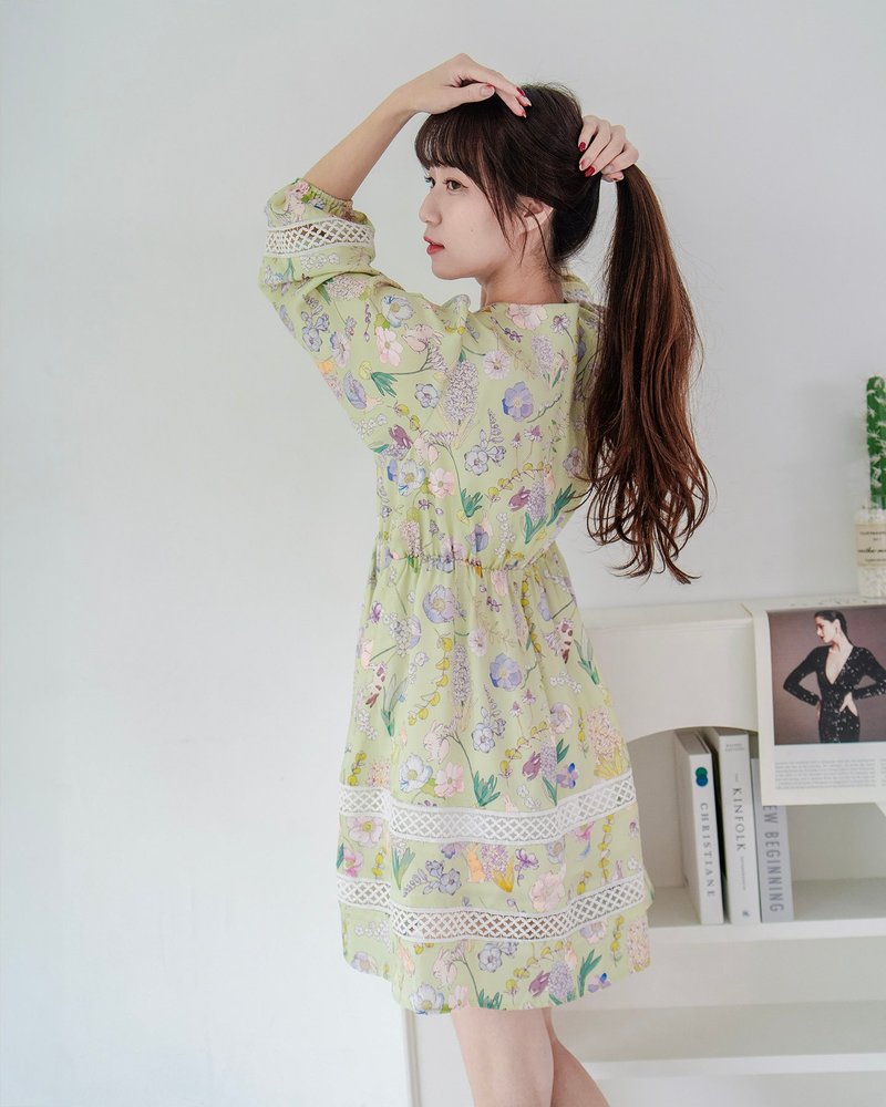 [Boli Print] Flower Window Lace Elastic Band Long Sleeve Small Dress British Charlotte - One Piece Dresses - Silk Green