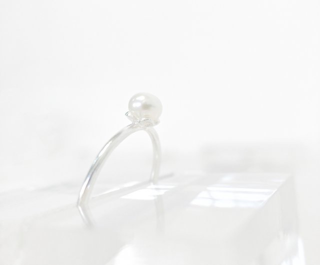 High Jewelry Fantasy Ring, Pearl of Temperance