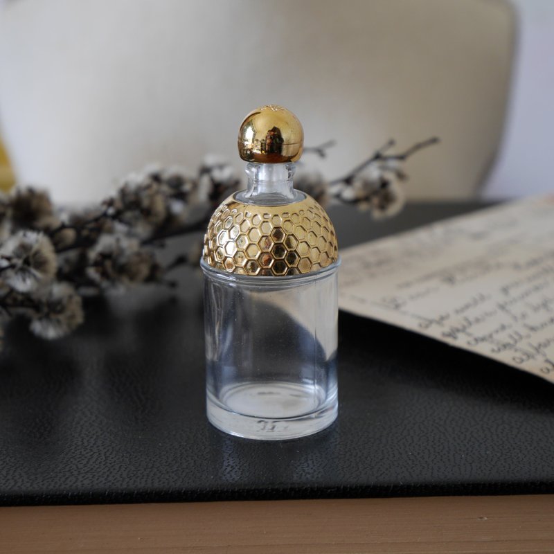 金銀寶貝 古董金色蜂巢透明玻璃香水罐 小 W805 - 香氛/精油/擴香 - 其他金屬 金色