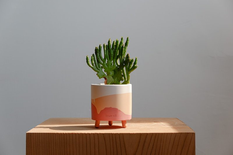 Long-Legged Concrete Pot (M): Summer Sunshine - Plants - Cement Orange