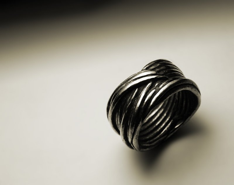 Abstract flowing lines ring - General Rings - Other Metals Silver