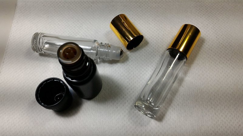 Taiwan Shenshui Xiao Nan (Sao Nan) essential oil 10ml black drop bottle - Fragrances - Other Materials 