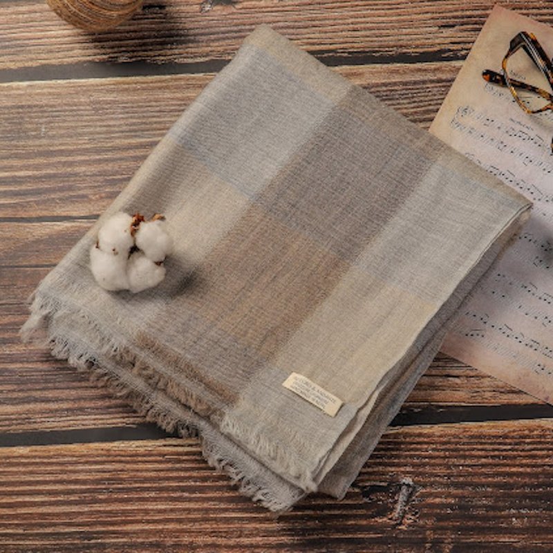 Cashmere cashmere scarf/shawl undyed original color taupe plaid ring velvet soft and warm - ผ้าพันคอถัก - ขนแกะ สีกากี