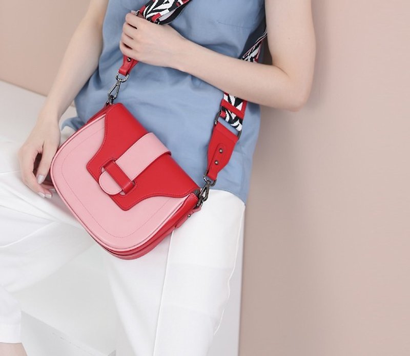 Change saddle bag type personality cloth webbing shoulder bag red powder - Messenger Bags & Sling Bags - Genuine Leather Red