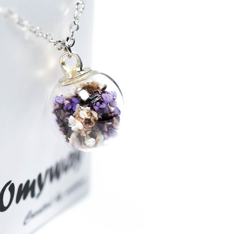 愛家作-OMYWAY 2色紫色白色鑽石乾花永生花玻璃球飾物頸鏈1.4cm - 頸鏈 - 玻璃 白色