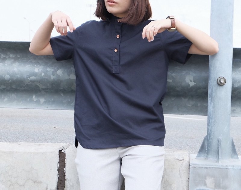 Taru Shorto Shirt : Dark Navy - 女襯衫 - 棉．麻 藍色