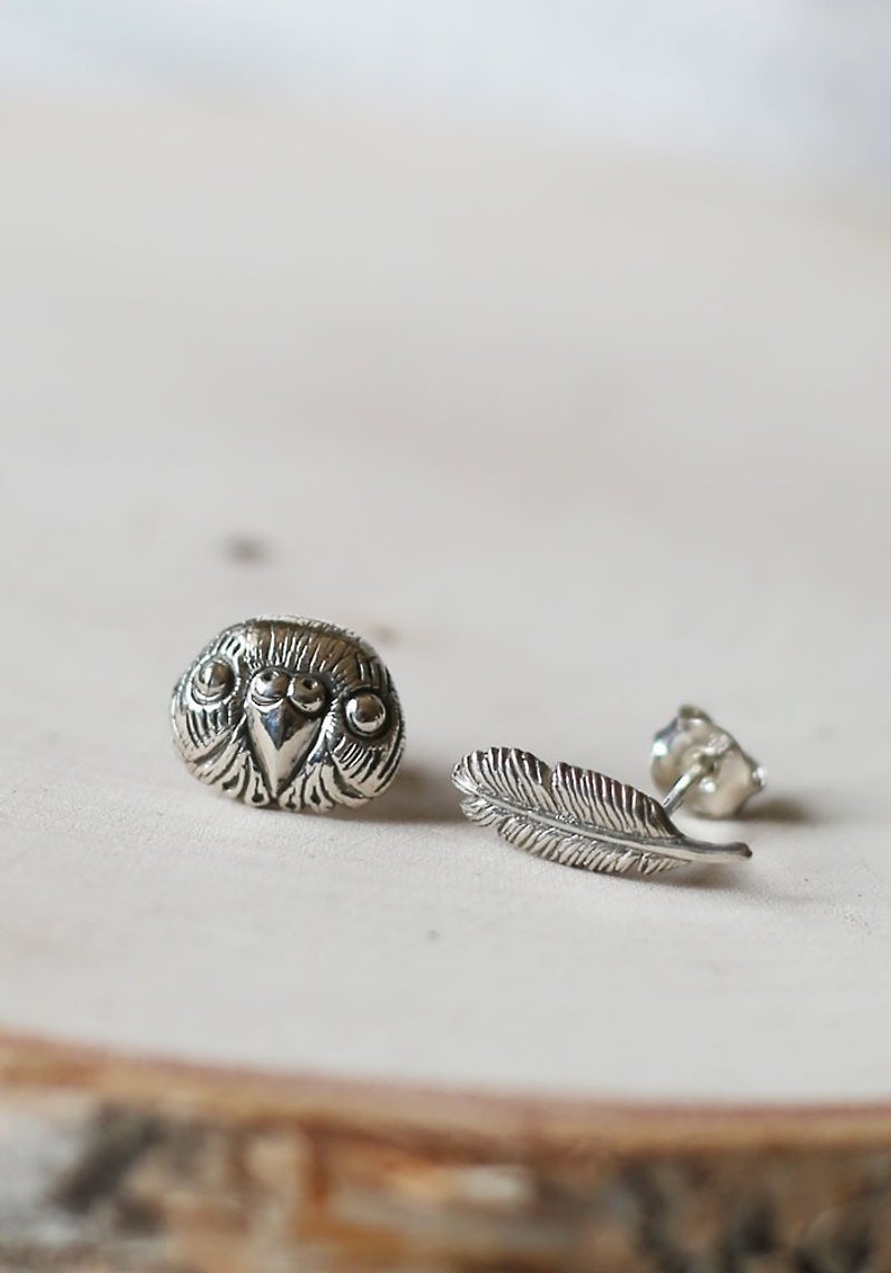 Petite Fille Female Unidentified Female Unidentified Handmade Silver Budgie Sterling Silver Earrings - Earrings & Clip-ons - Other Metals Silver