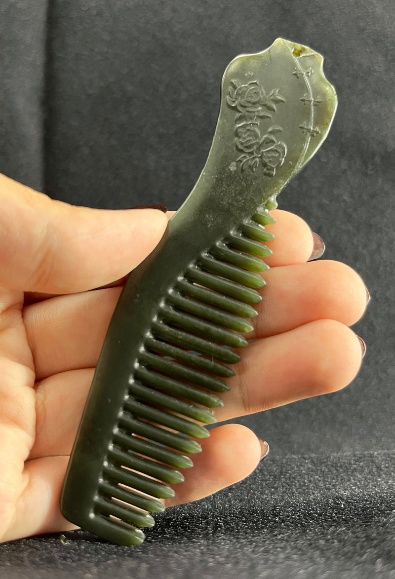 Xinjiang Hotan Jasper Women's Comb - Other - Jade 