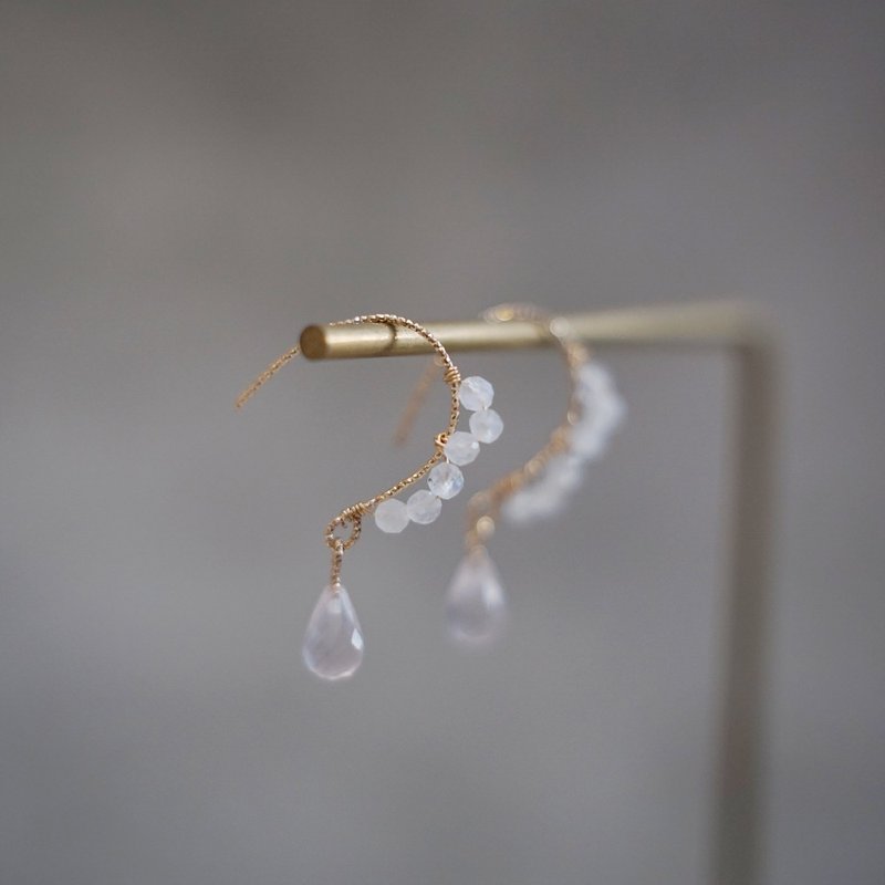 花好月圆 粉水晶月光石耳環耳釘 - 耳環/耳夾/耳骨夾 - 水晶 