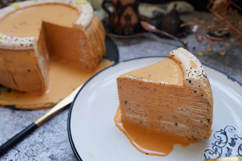 Thai milk tea layer cake - เค้กและของหวาน - อาหารสด สีนำ้ตาล