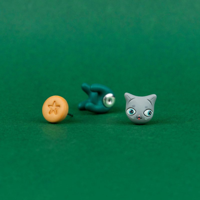 Gray Cat Earrings - Handmade Jewelry, Dalgona Candy, Squid Game Collection - Earrings & Clip-ons - Clay Gray
