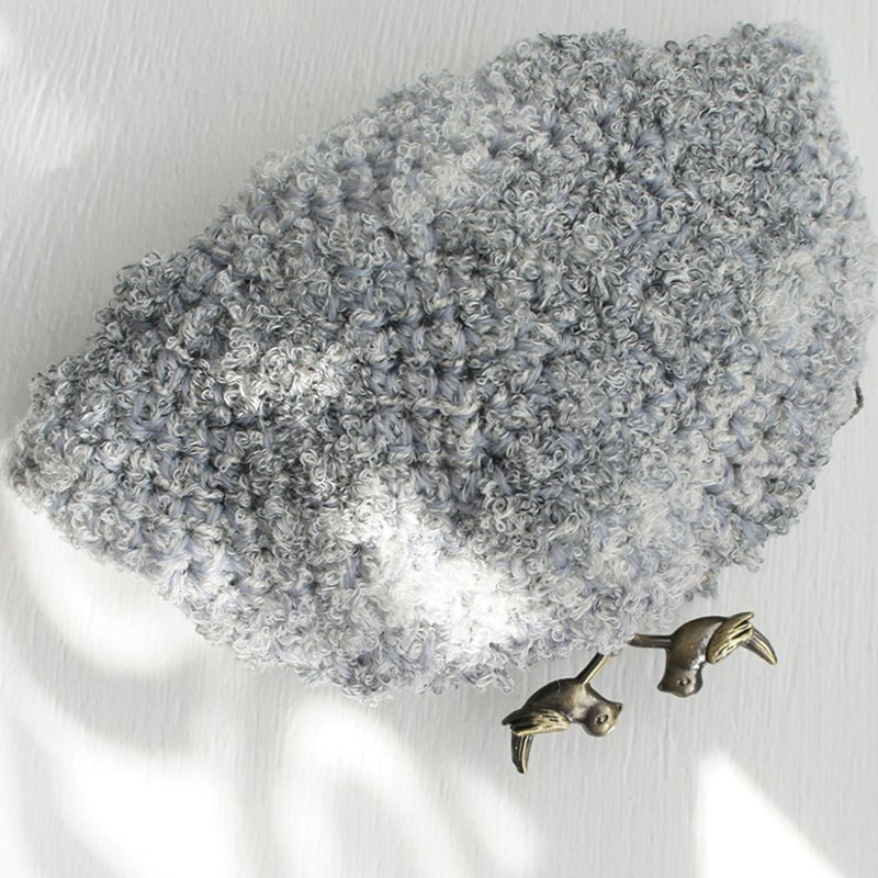 Ba-ba handmade Crochet pouch No.C1424 - 化妝包/收納袋 - 其他材質 灰色