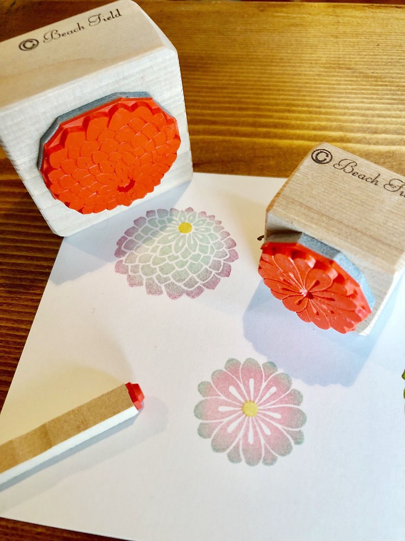 [Japan stamp] Chrysanthemum stamp 3-piece set - ตราปั๊ม/สแตมป์/หมึก - วัสดุอื่นๆ 