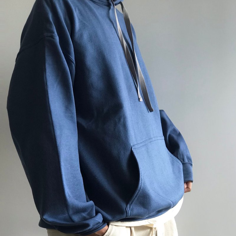 Big silhouette hoodie / cobalt blue / plain / hand embroidery / unisex - 帽T/大學T - 棉．麻 藍色