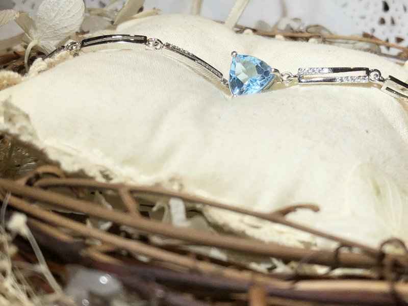 Topaz Stone Silver Bracelet - Bracelets - Sterling Silver Blue