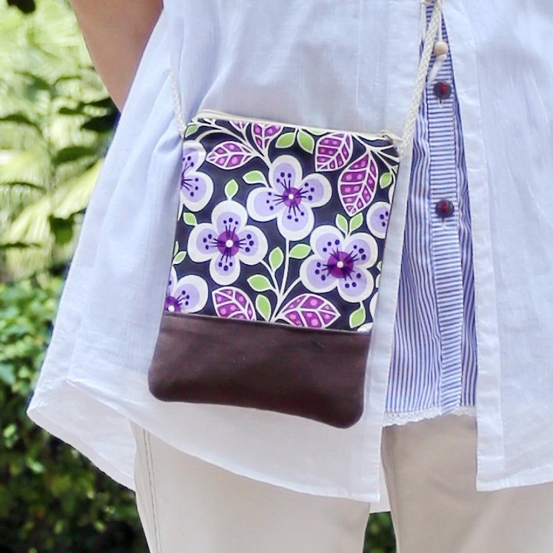 Silverbreeze ~ phone bag / shoulder bag / backpack ~ Purple white flower Dou (D11) (the shelf) - กระเป๋าแมสเซนเจอร์ - วัสดุอื่นๆ สีม่วง
