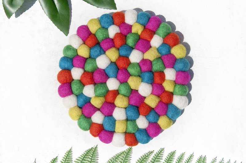 Camping props, picnic mat, wool felt, rainbow potholder, potholder, wool felt, potholder, Christmas gift exchange gift, Mother's Day, Father's Day-colorful rainbow candy jam, round potholder - Place Mats & Dining Décor - Wool Multicolor