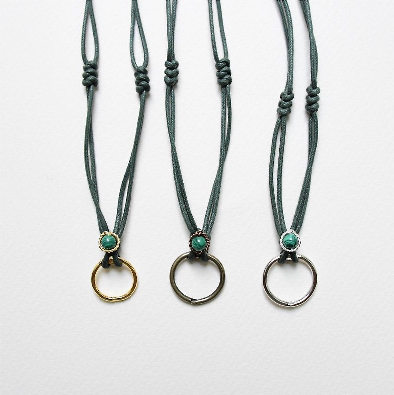 Peacock lake Stone silence adjustable Leather Chain Necklace - สร้อยคอ - ผ้าฝ้าย/ผ้าลินิน สีเขียว