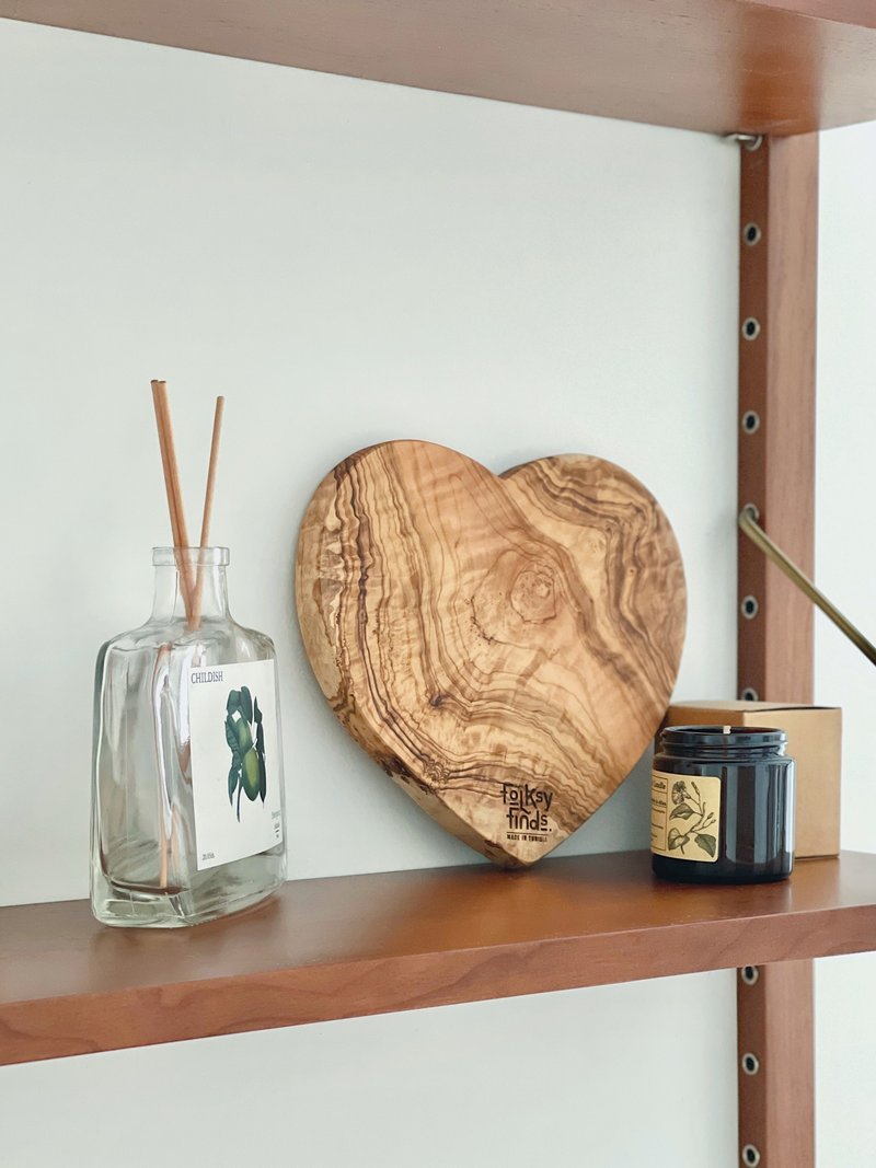 Handmade Olive Wood Heart-shaped Tray/ Chopping Board - Serving Trays & Cutting Boards - Wood 