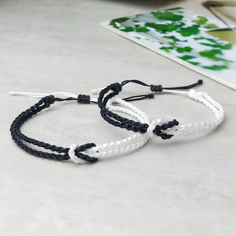 Customized Hand Strap Bracelet Couple Hand Strap Couple Bracelet Bracelet (Set) TB030(L) - สร้อยข้อมือ - เส้นใยสังเคราะห์ สีดำ